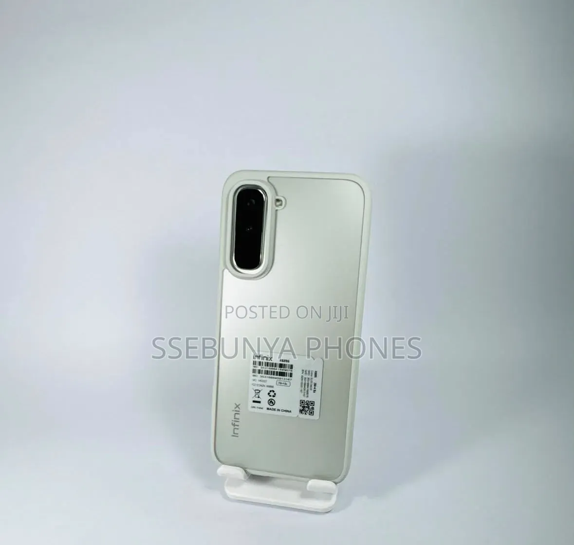 New Infinix Hot 70 256 GB Silver