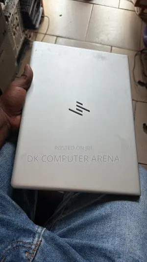 Laptop HP EliteBook 830 G5 8GB AMD Ryzen 5 SSD 256GB