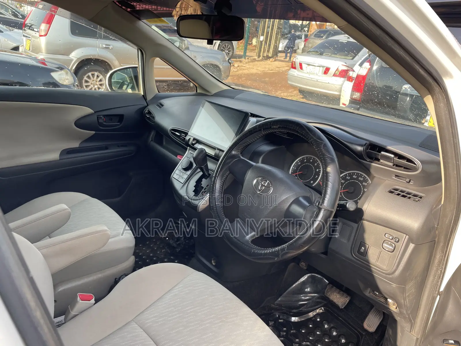 Toyota Wish 2011 White