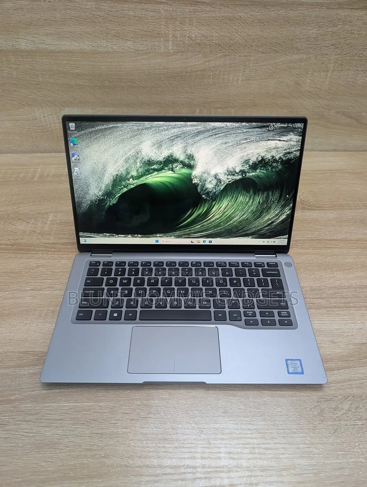 Laptop Dell Latitude 7400 2-in-1 16GB Intel Core i7 SSD 256GB