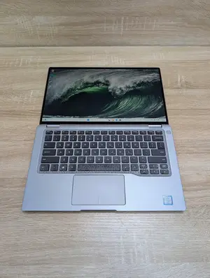 Laptop Dell Latitude 7400 2-in-1 16GB Intel Core i7 SSD 256GB
