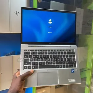 New Laptop HP EliteBook 840 G8 8GB Intel Core i5 SSD 256GB