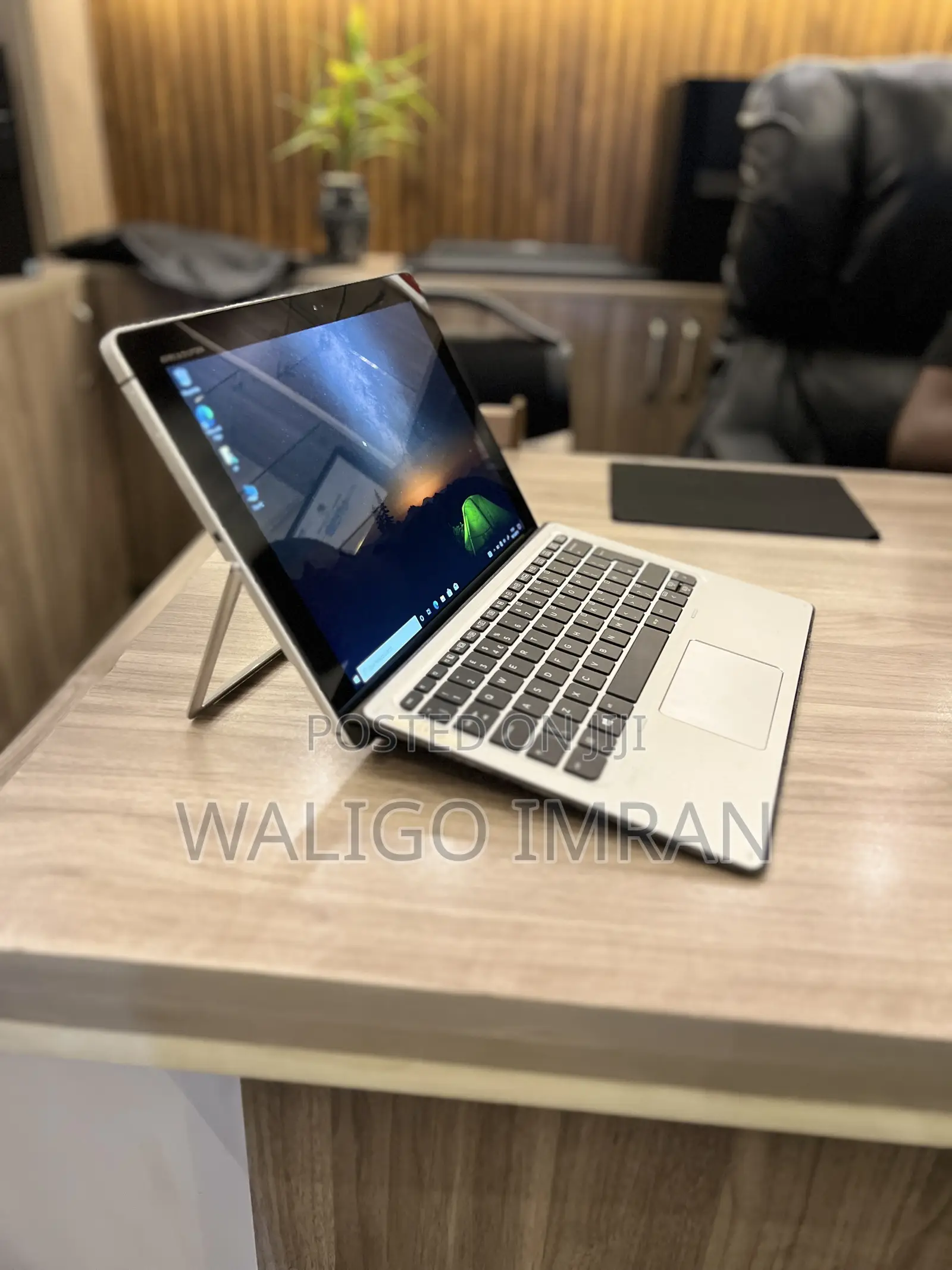 Laptop HP Elite X2 1012 8GB Intel Core i5 SSD 128GB