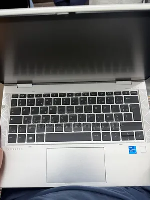 Laptop HP EliteBook 830 G8 8GB Intel Core i5 SSD 256GB