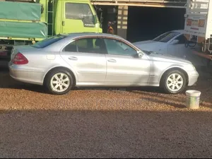 Mercedes-Benz E320 2003 Silver
