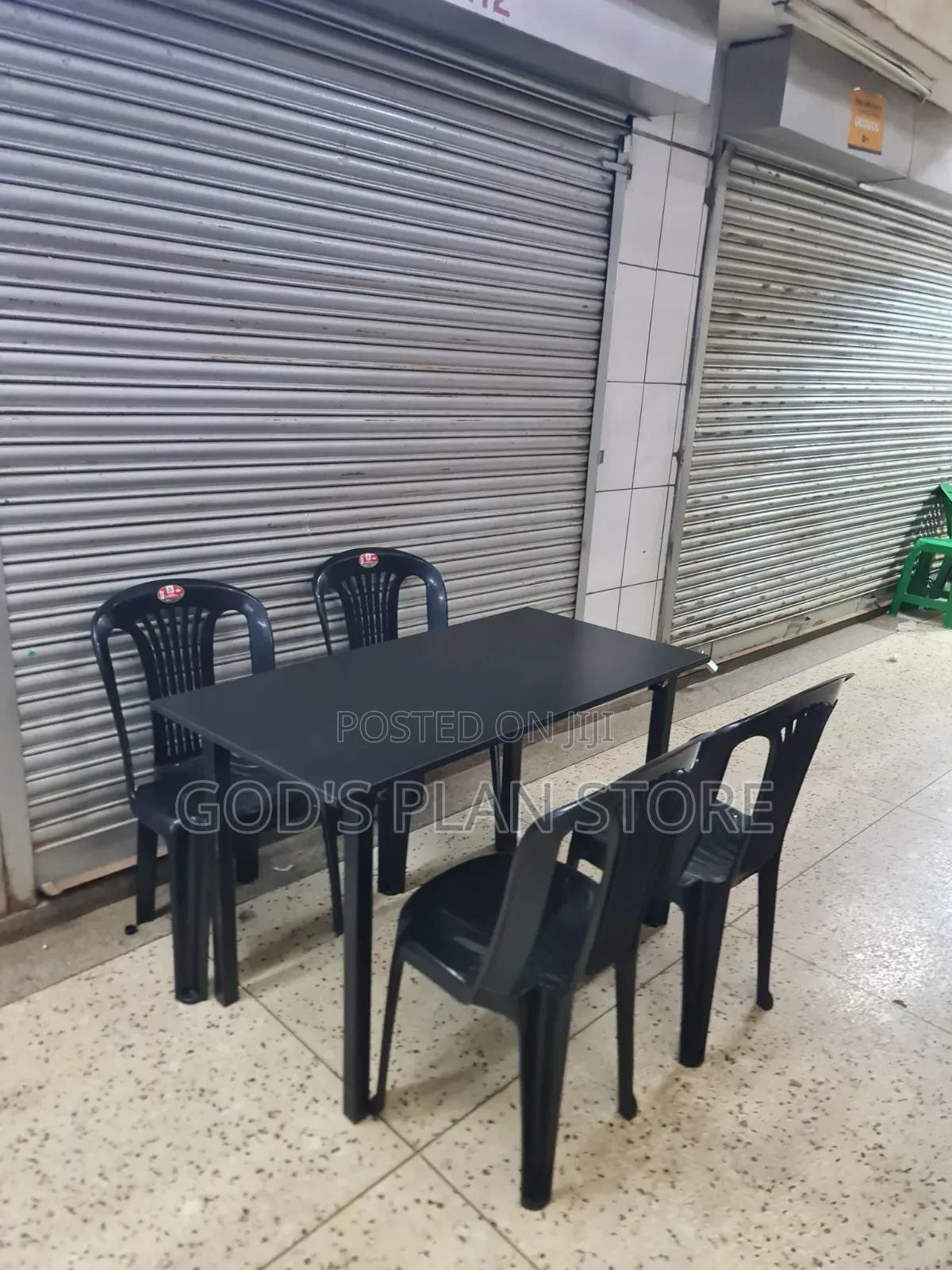 Aset of Wooden Foldable Table and Chairs Dining Table and Chairs