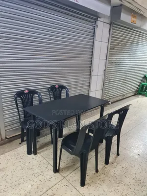Aset of Wooden Foldable Table and Chairs Dining Table and Chairs
