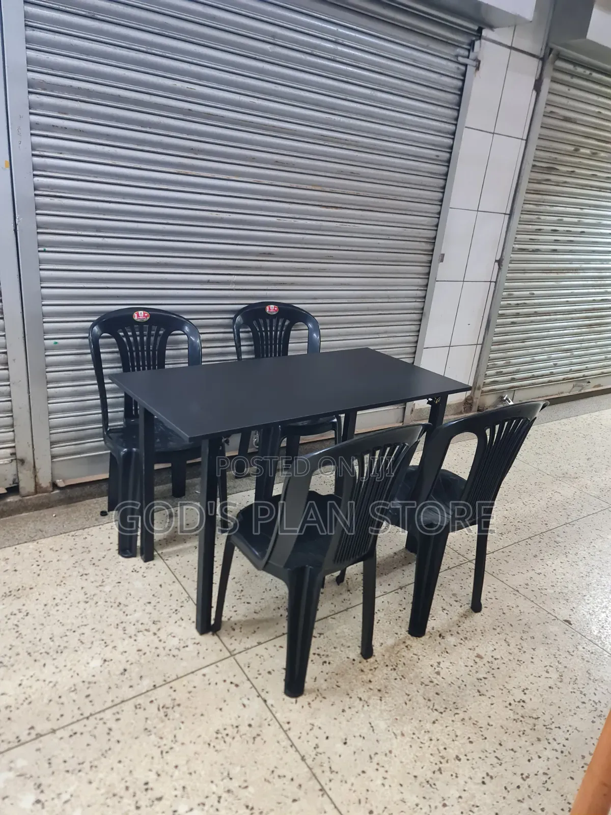 Aset of Wooden Foldable Table and Chairs Dining Table and Chairs