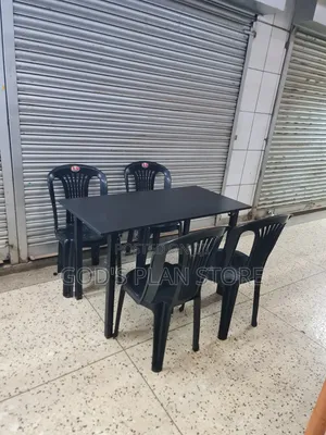 Aset of Wooden Foldable Table and Chairs Dining Table and Chairs