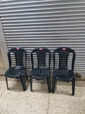 Minimalist Weatherproof Synthetic Bat Plastic Chairs Plastic Chairs