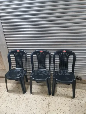 Minimalist Weatherproof Synthetic Bat Plastic Chairs Plastic Chairs