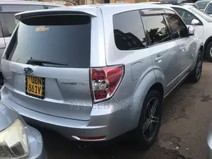 Subaru Forester 2009 Silver