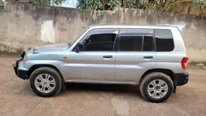 Mitsubishi Pajero IO 2004 Gray