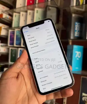 Apple iPhone XR 128 GB White