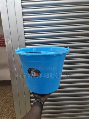 Home Select 20litres Plastic Buckets Plastic Buckets