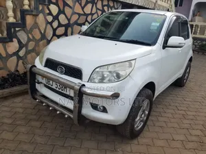 Toyota Rush 2006 White