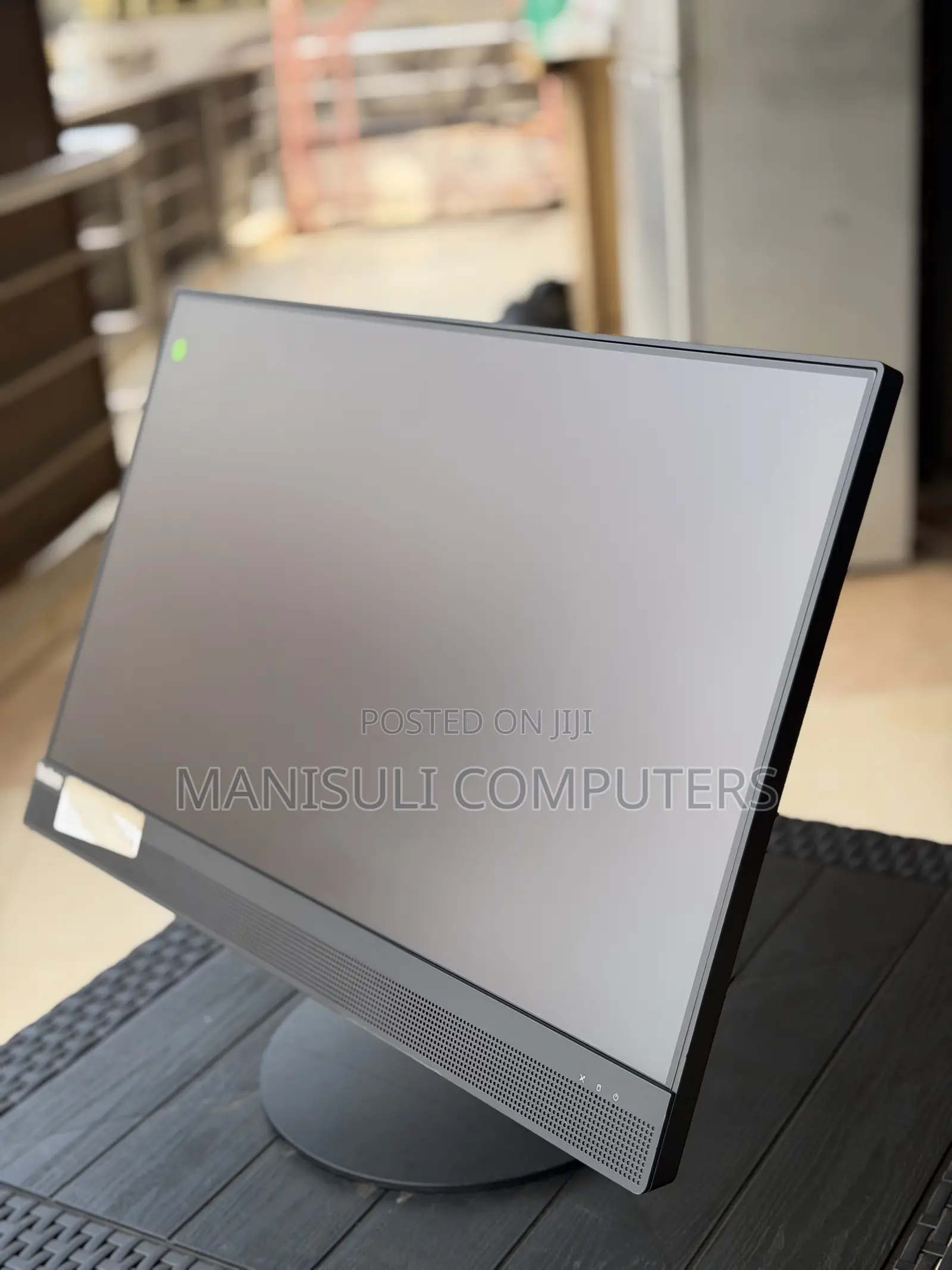 Desktop Computer Lenovo ThinkCentre 24 8GB Intel Core i5 SSD 256GB