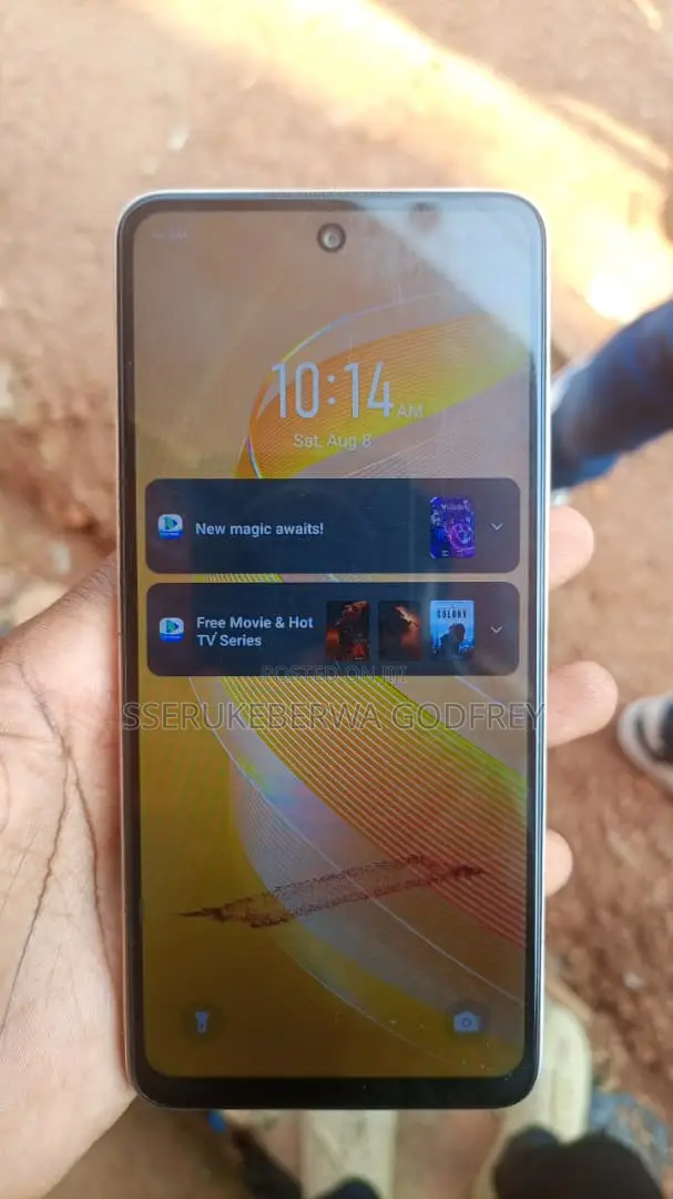 Infinix Smart 8 128 GB Gold