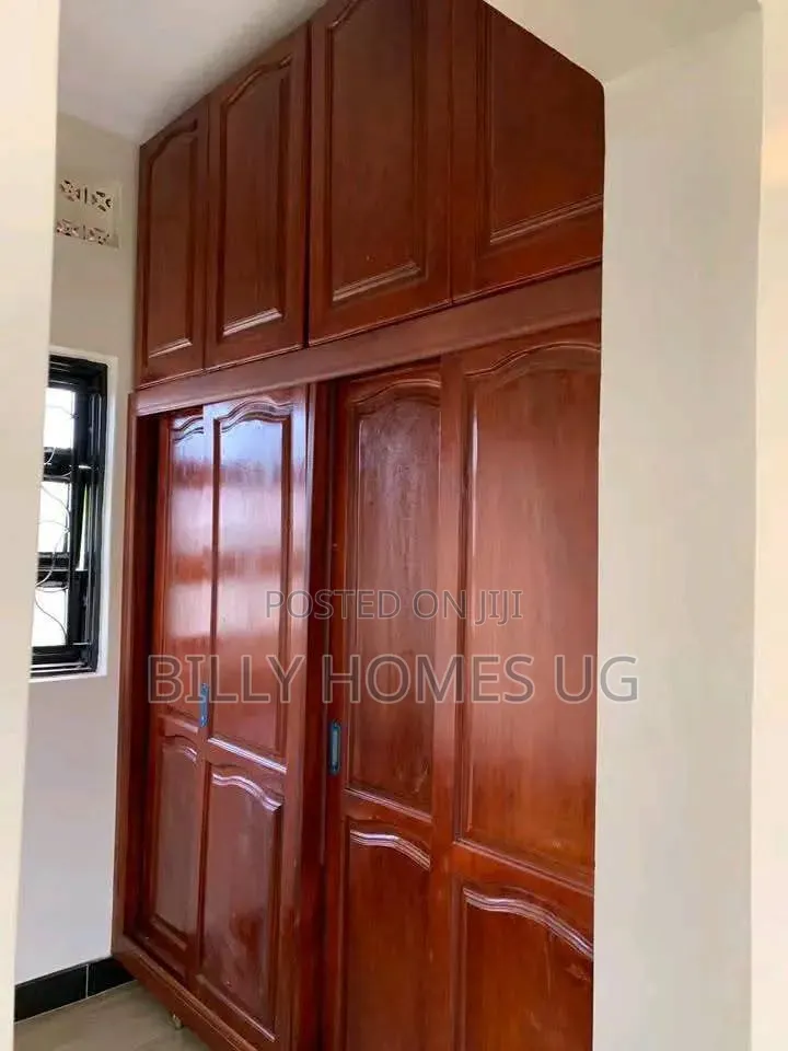 4bdrm Bungalow in Nakawa for sale