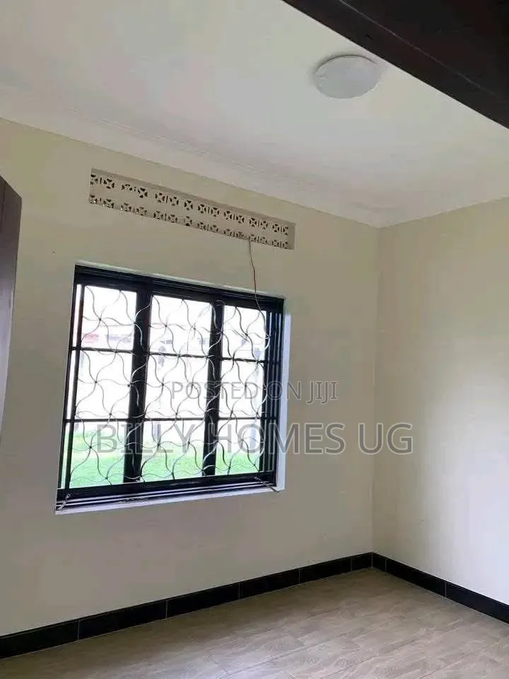 4bdrm Bungalow in Nakawa for sale