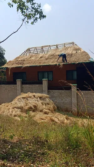 Thatch Houses, Gazebos Pergolas