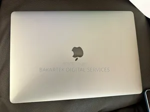 Laptop Apple MacBook Pro 2018 16GB Intel Core i7 SSD 512GB