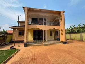 Mini Flat in Ssisa for sale