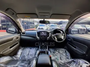Mitsubishi Triton 2017 Black