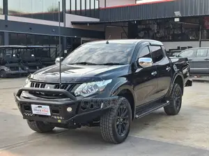 Mitsubishi Triton 2017 Black