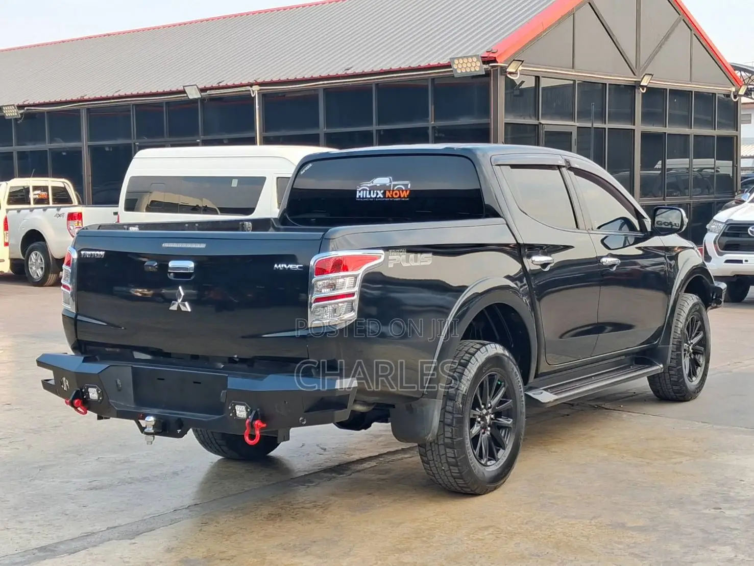 Mitsubishi Triton 2017 Black