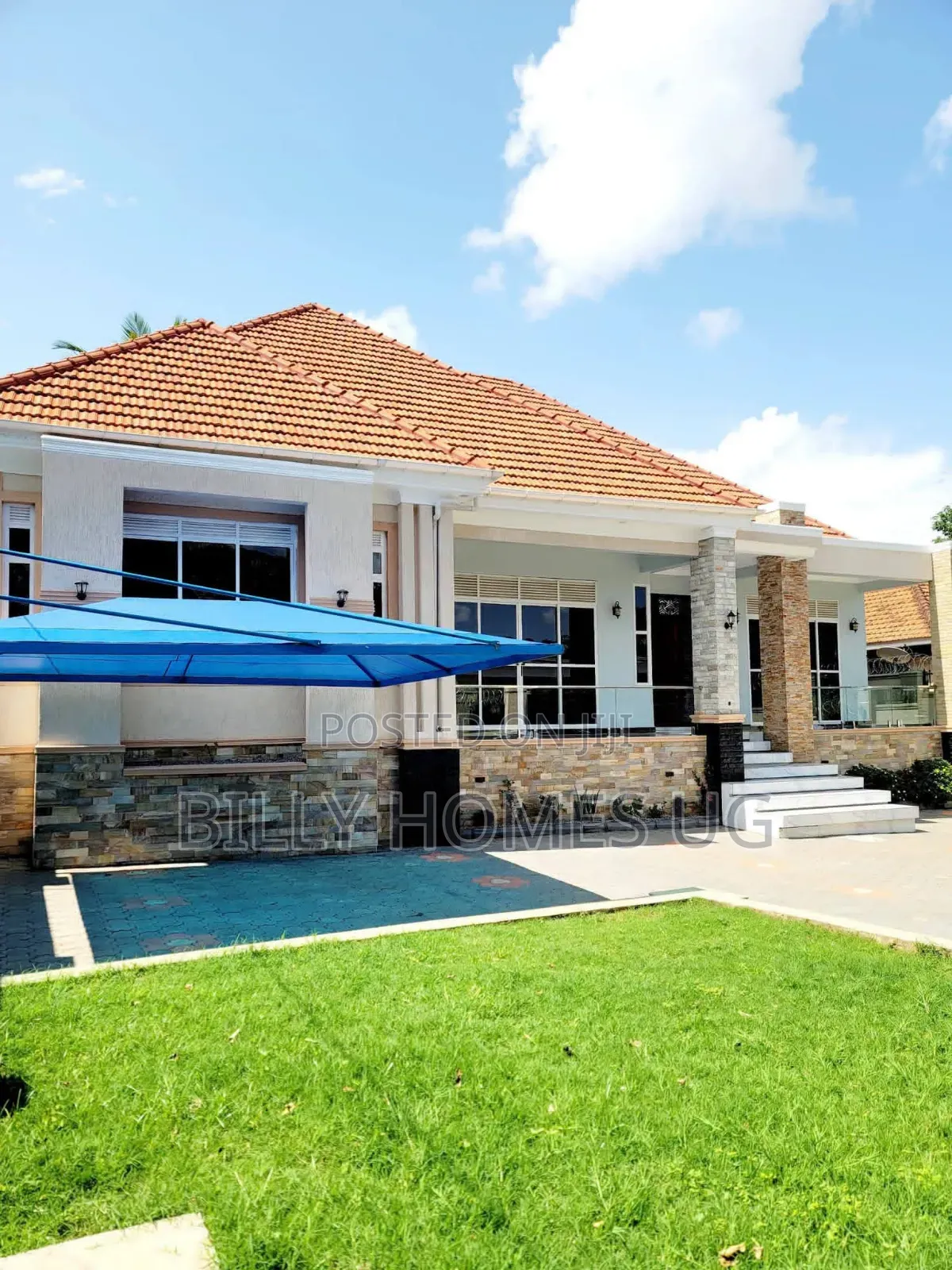 4bdrm Bungalow in Ssisa for sale