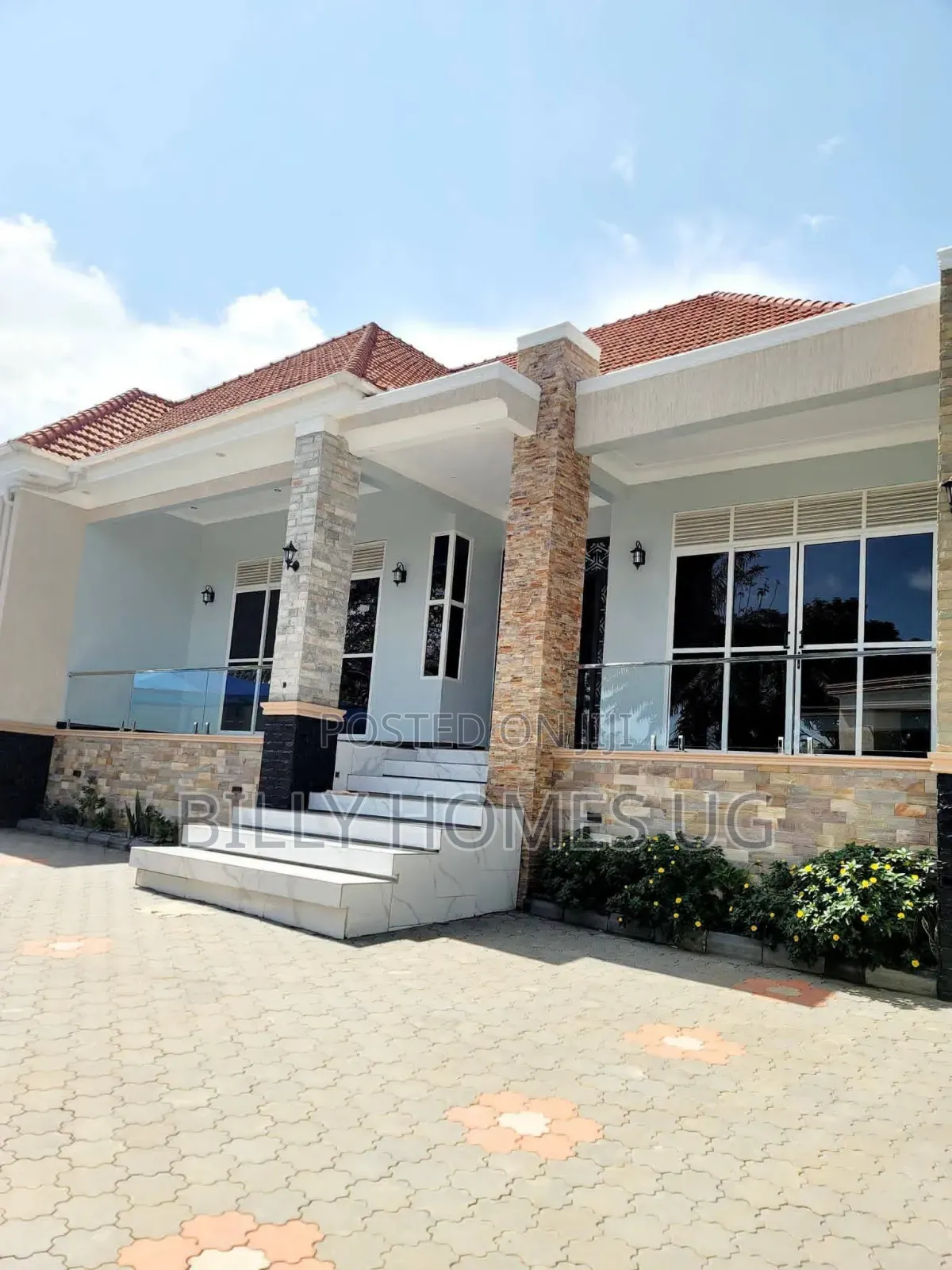 4bdrm Bungalow in Ssisa for sale