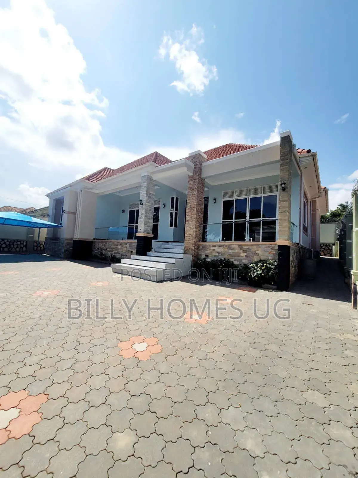 4bdrm Bungalow in Ssisa for sale