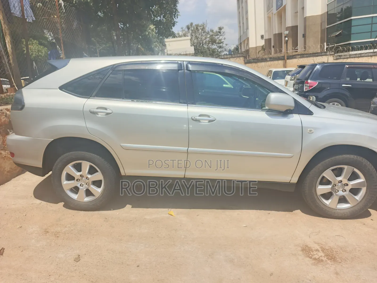 Toyota Harrier 2006 Silver