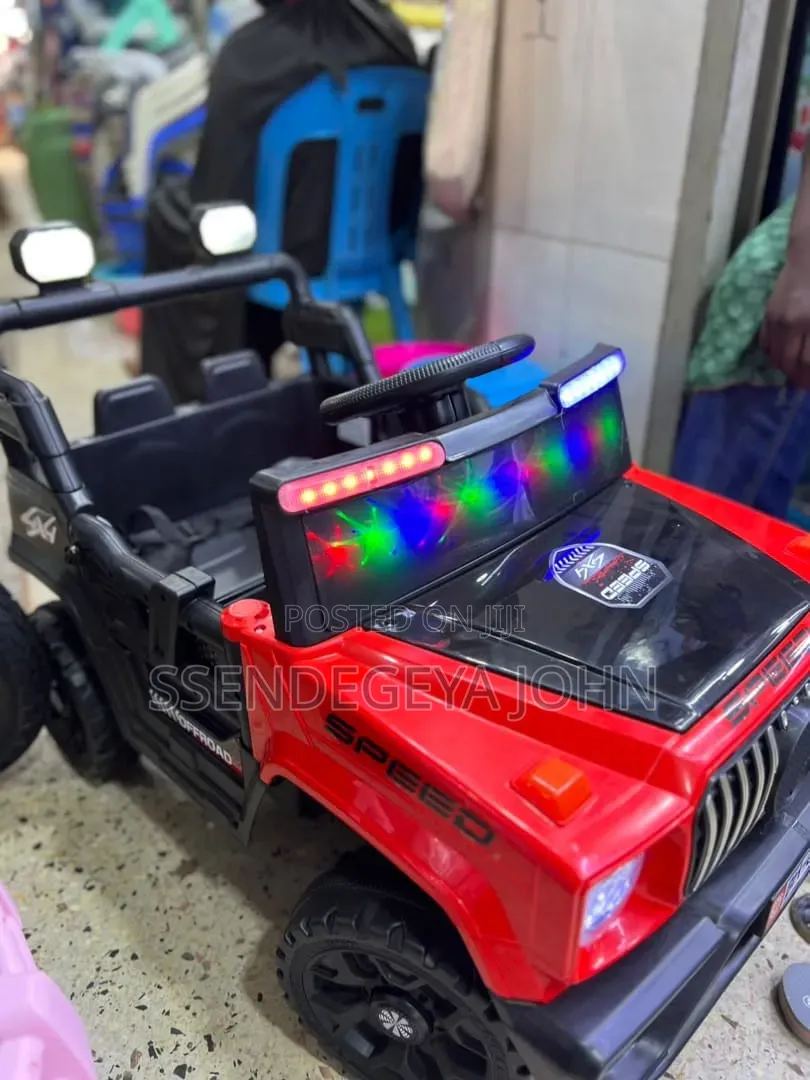 4x4 Off-Road Electric Ride-on Toy Jeep