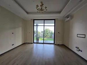 5bdrm Mansion in Ssisa for sale