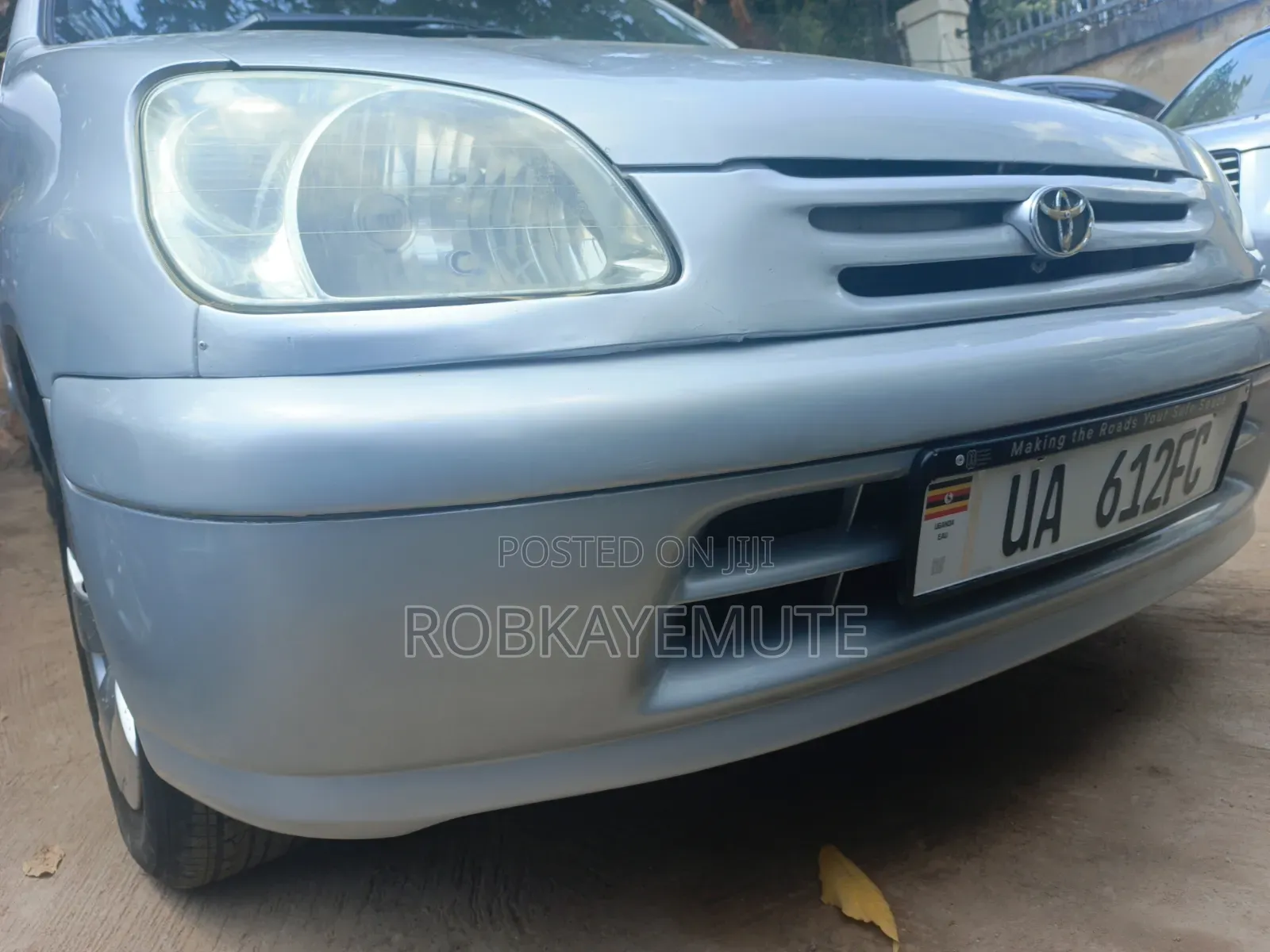 Toyota Raum 1999 Silver