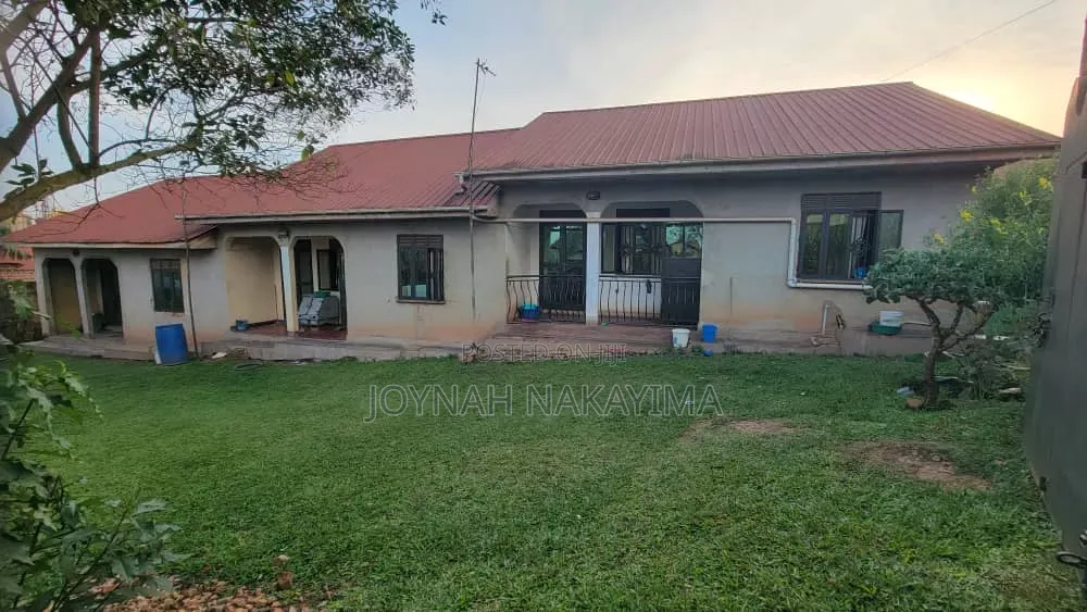 2bdrm House in Kigunga Estate, Goma for sale