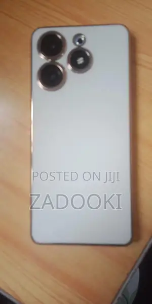 Tecno Spark 10 Pro 256 GB White