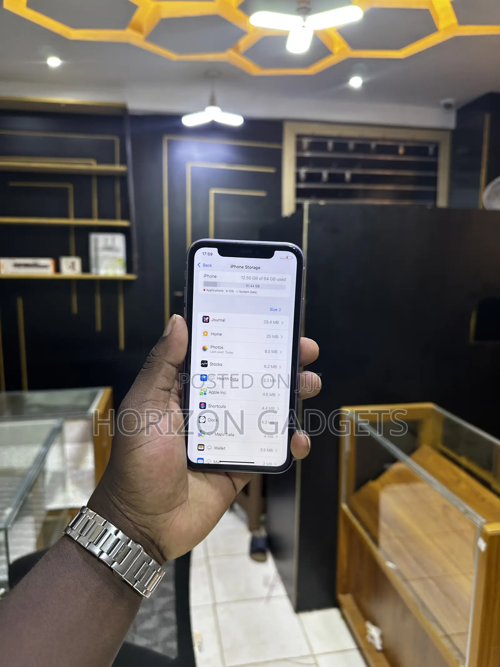 Apple iPhone 11 64 GB Purple