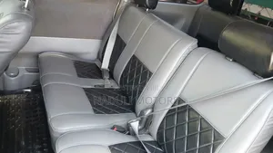 Toyota Noah 2004 Silver