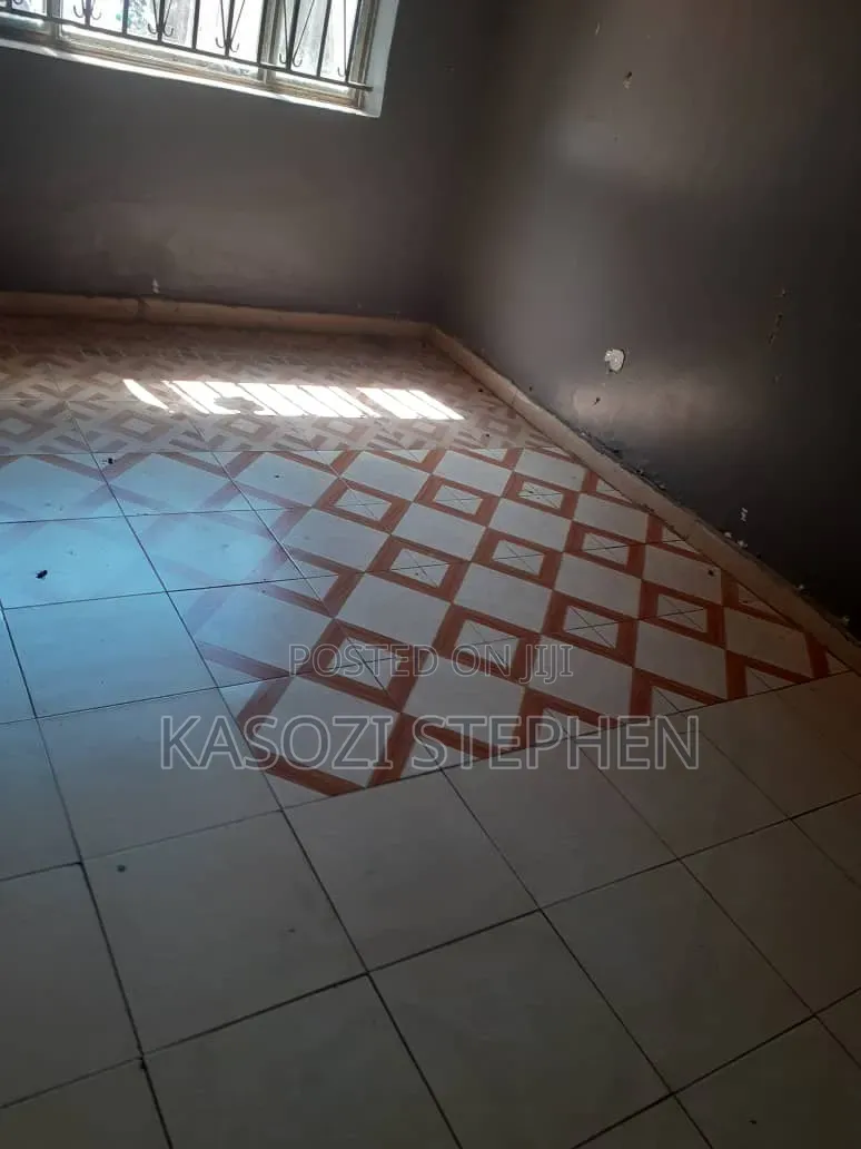 4bdrm House in Makindye for rent