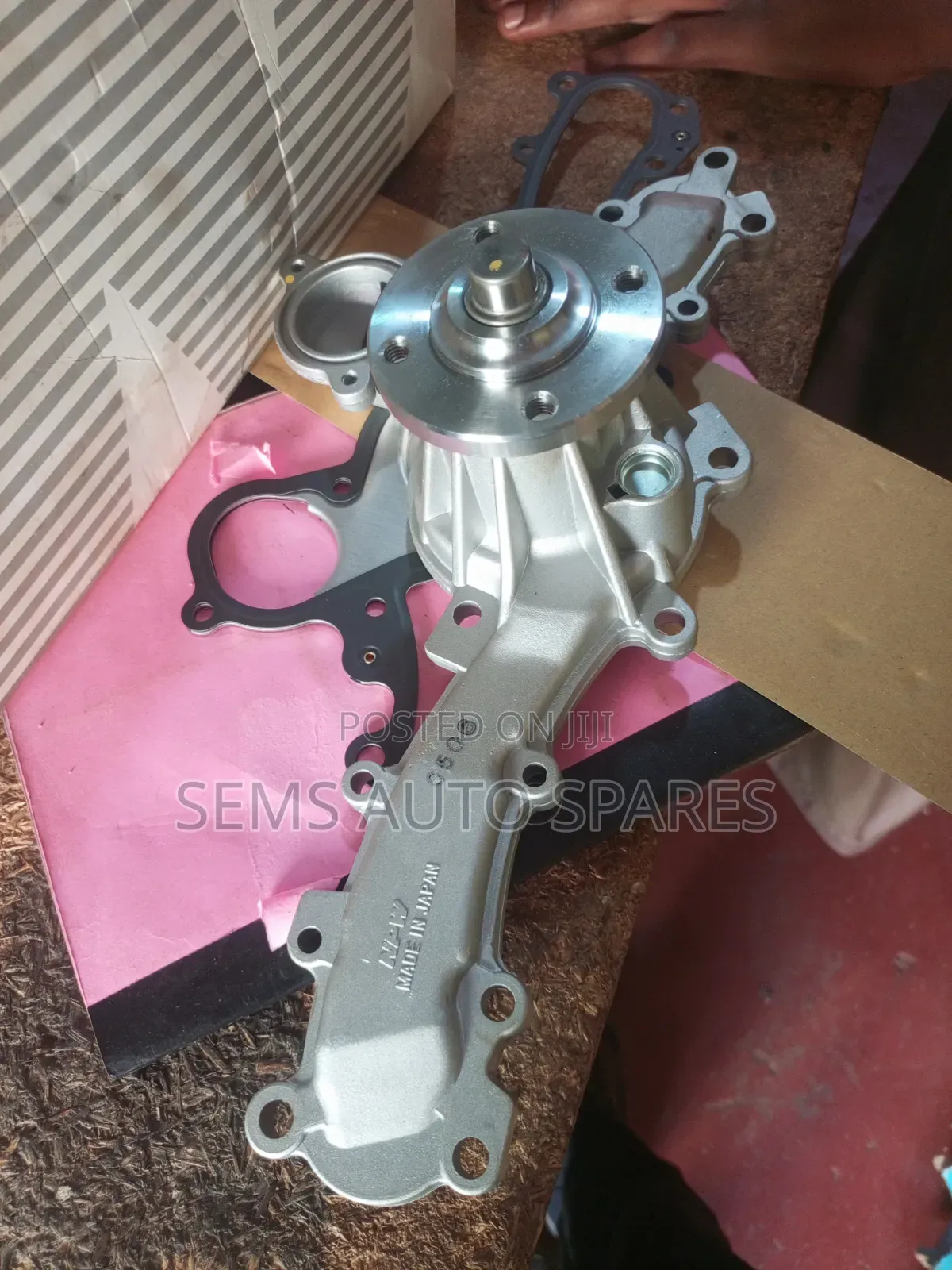Water Pump Rav4 2GR