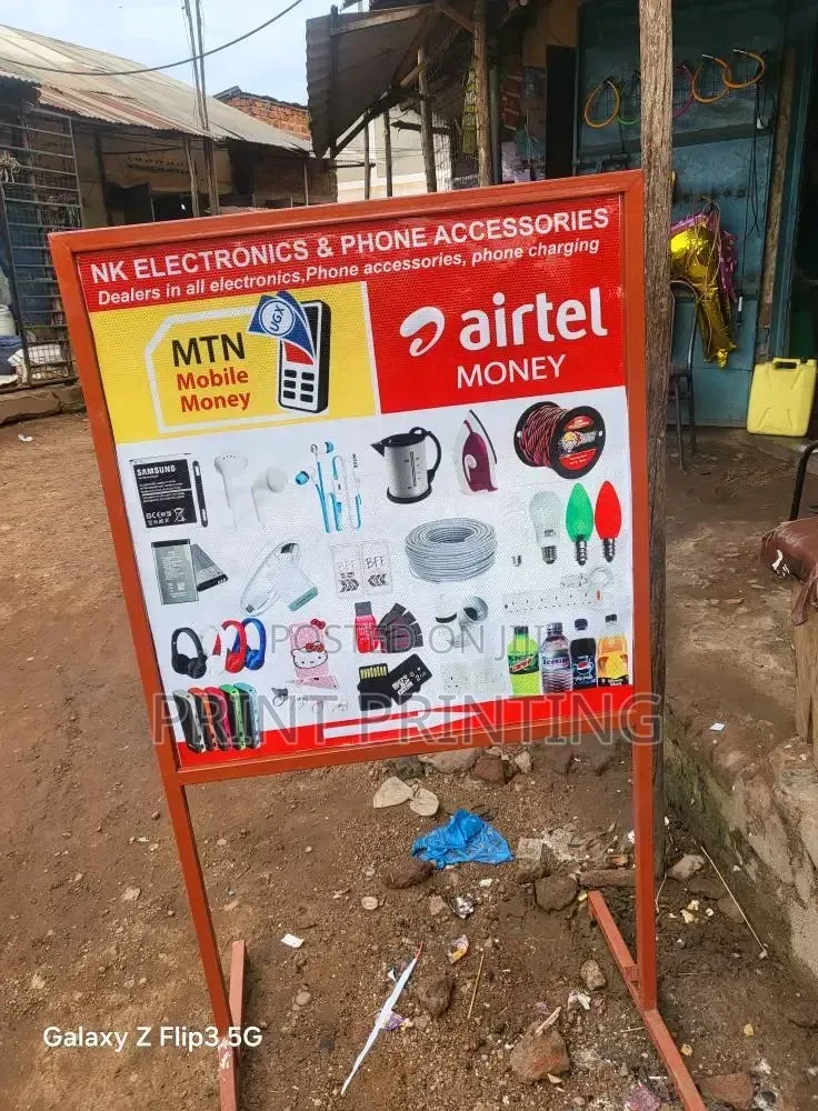 Mobile Money Metallic Stand