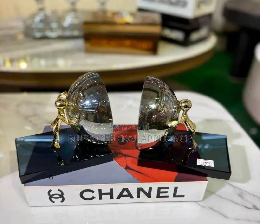 Elegant Home Styling Accessory Pair