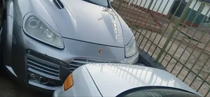 Porsche 718 Cayman 2017 Silver