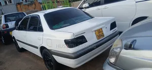 Toyota Carina 1999 White
