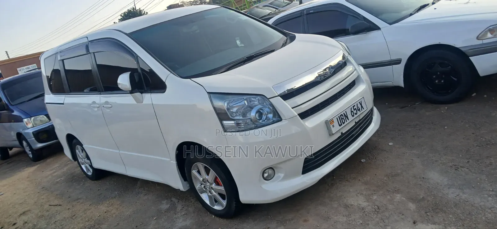 Toyota Noah 2008 White