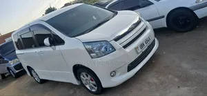 Toyota Noah 2008 White
