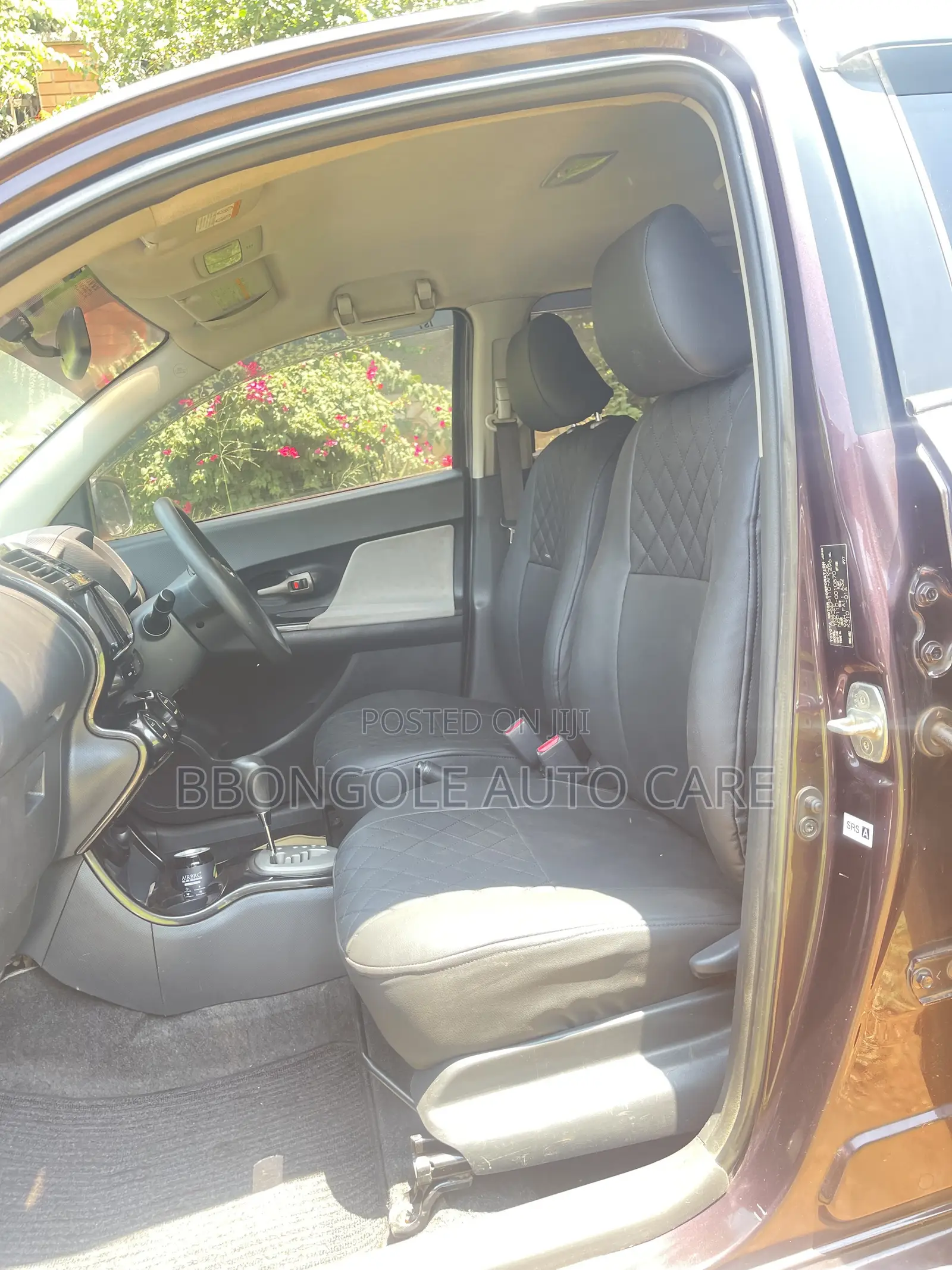 Toyota IST 2008 Maroon
